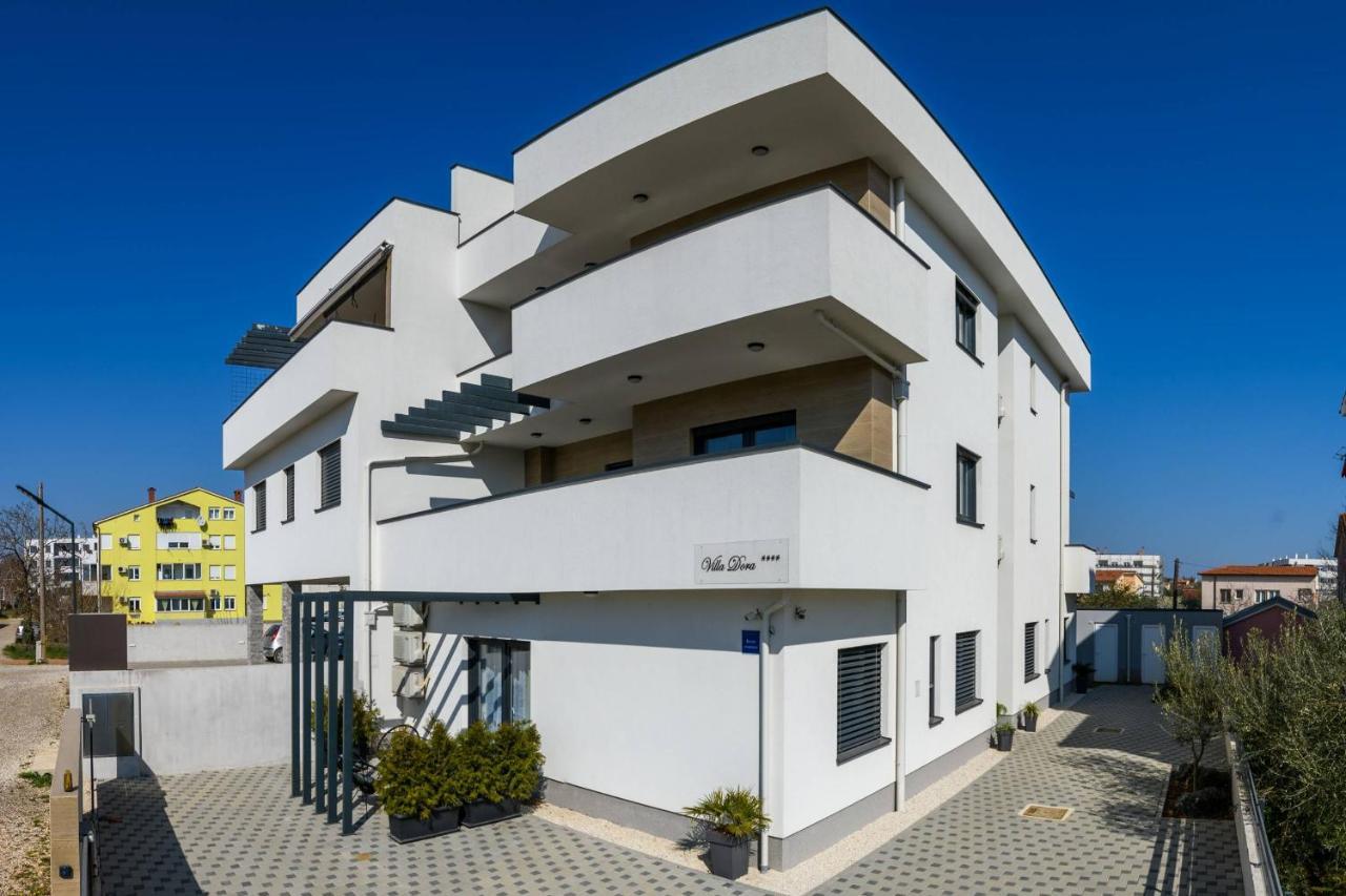 Villa Dora Pula Exterior photo